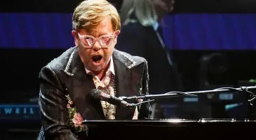 Елтън Джон губи зрението си, доброто настроение - не