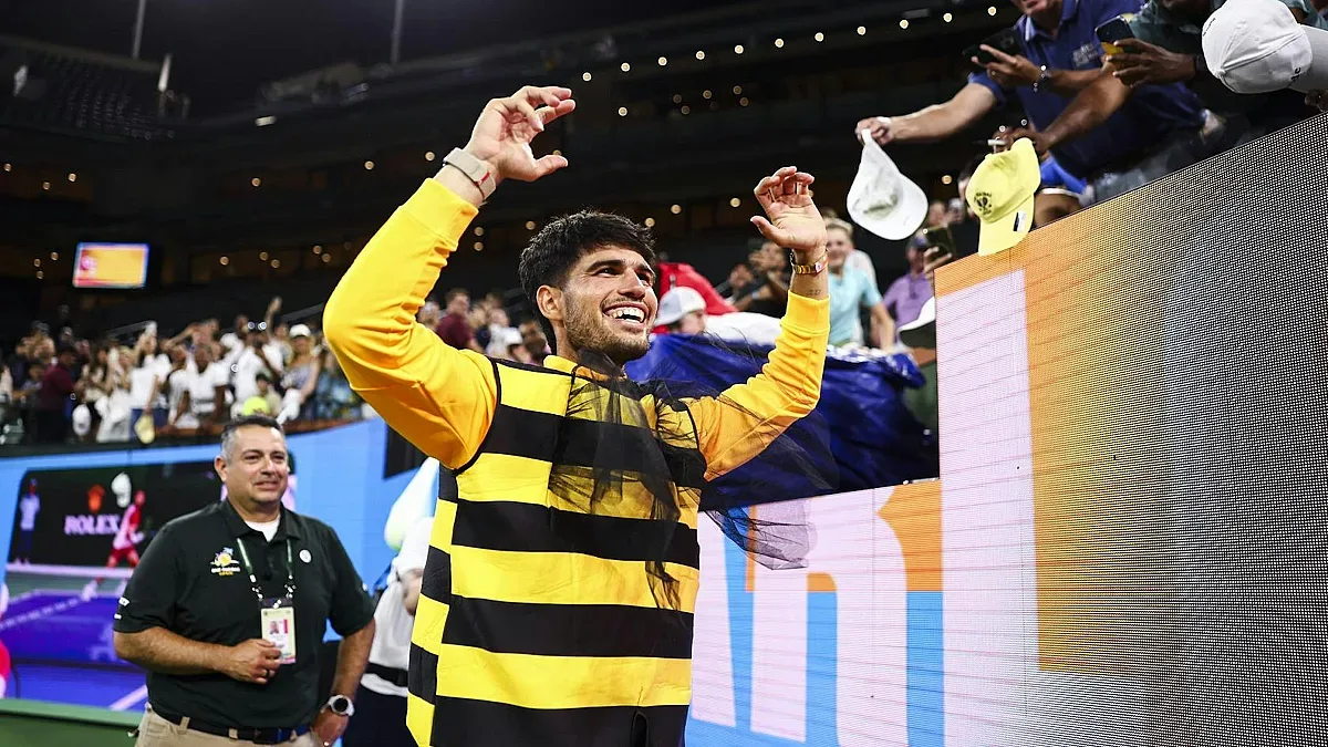 Алкарас продължава победната серия, чака Медведев на полуфинал