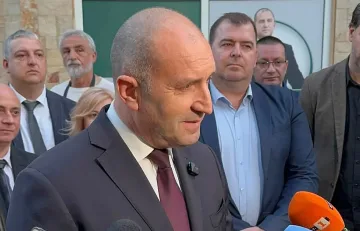 Радев отговори на Борисов за „Боташ“