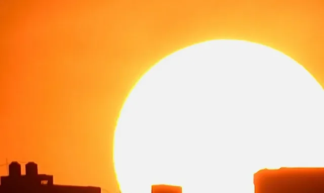 Предимно слънчево време днес, но промяната вече се вижда