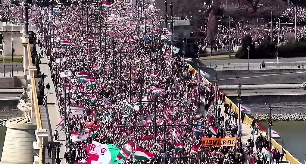 Орбан със стряскаща реч. Европа се готви за война!