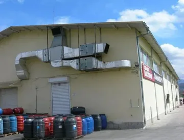 Продават фабриката на скандален гръцки бизнесмен у нас