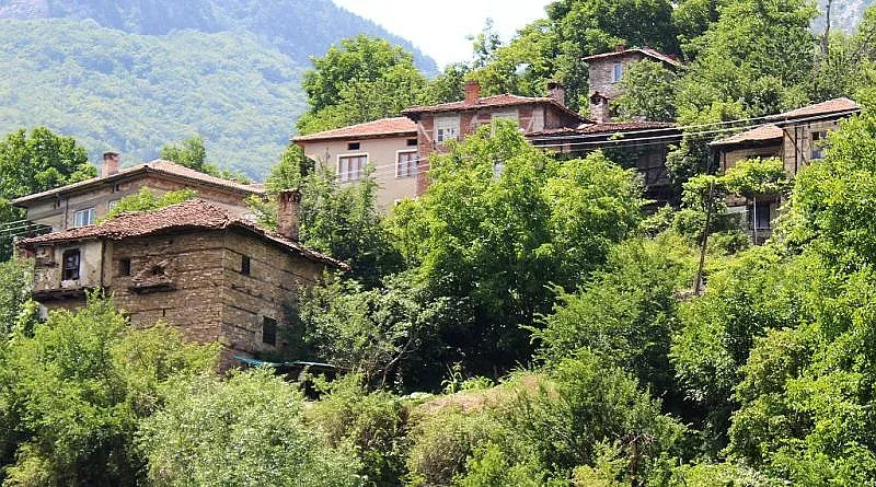 Най-загадъчното село у нас. Духове във всяка къща