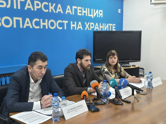 БАБХ затяга контрола върху храните