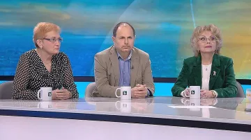 Спортисти, военни и бивши управленци - на кого залага Радев в изборите