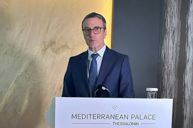 България изостава в битката за индустрията! Бизнесът алармира, Трайков призна