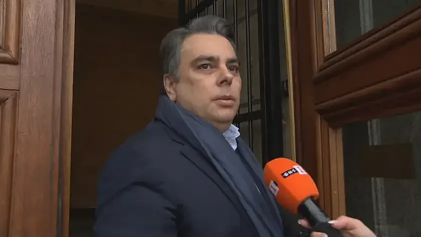 Земетресение в ПП. Асен Василев не искал да подпише листите