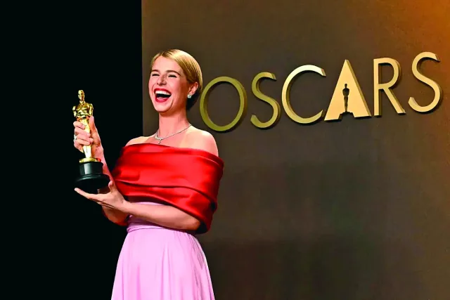 Всички обожават Джеси Бъкли 