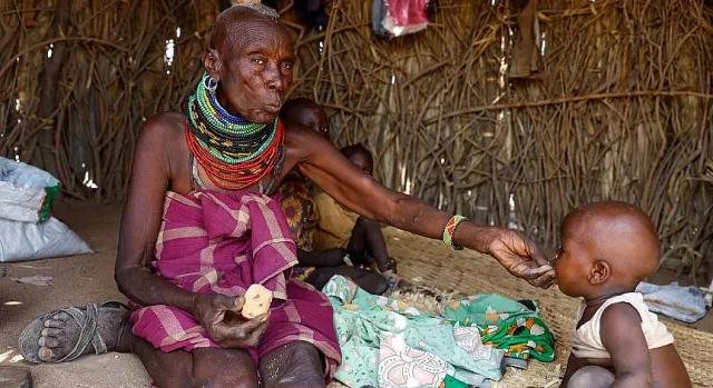 Кения на ръба: Хората гладуват с дни, животни умират заради сушата