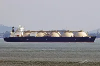 Танкер успя да премине Ормузкия проток. Проби с тактиката "зомби кораб"