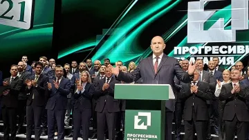 Радев в Пловдив! Обеща край на бедността