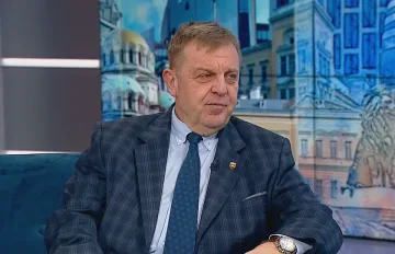 Каракачанов каза кой печели от войната в Иран