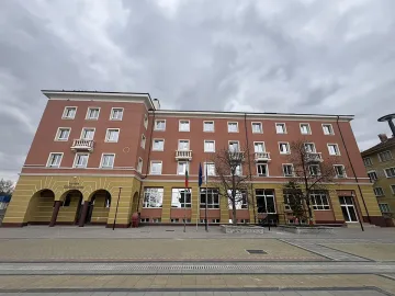 Сградата на Община Бобов дол с модерна визия след мащабно енергийно обновяване