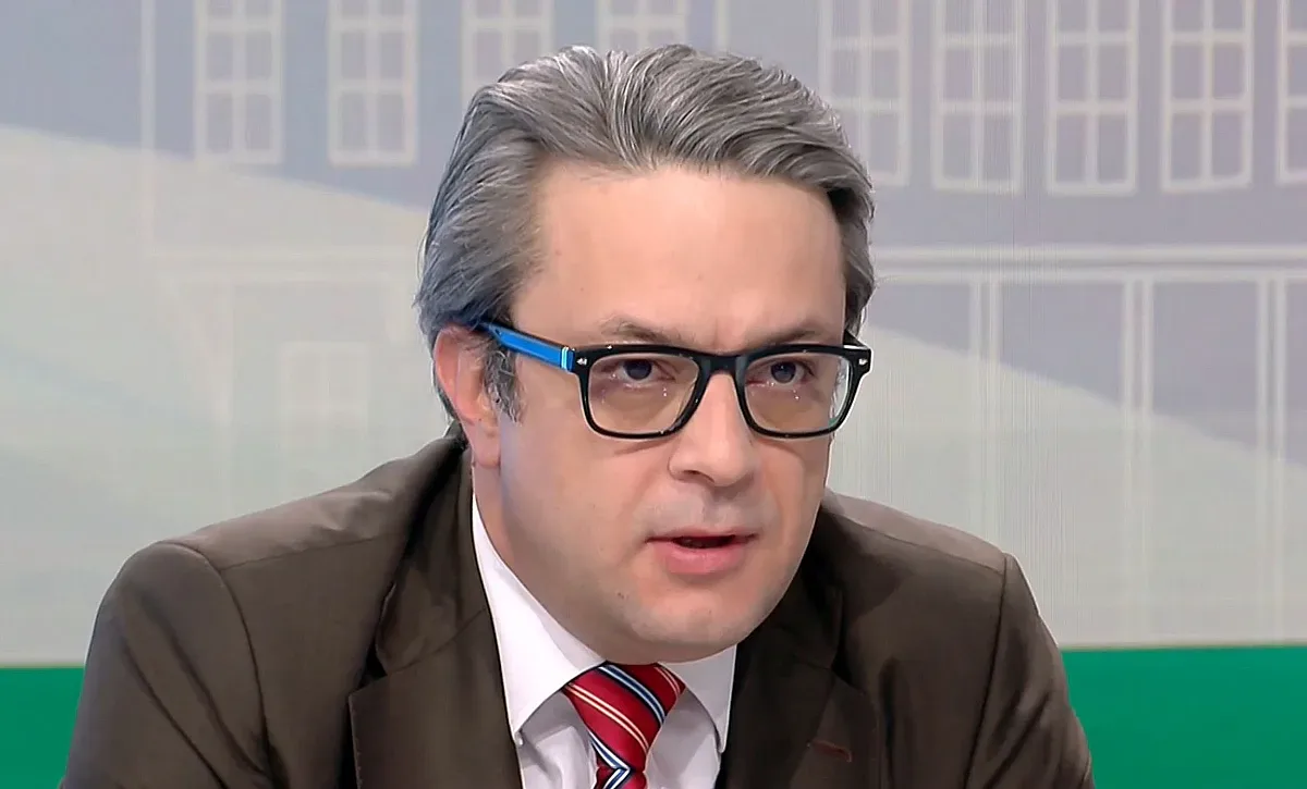 Биков очерта сблъсъка преди вота и посочи основния опонент на ГЕРБ-СДС