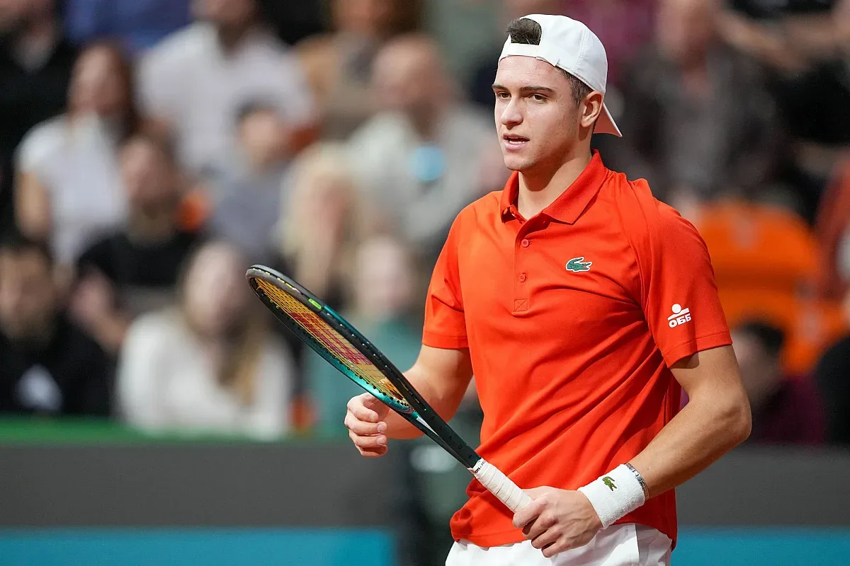 Чудесна победа на Александър Василев на тенис турнир в Сплит