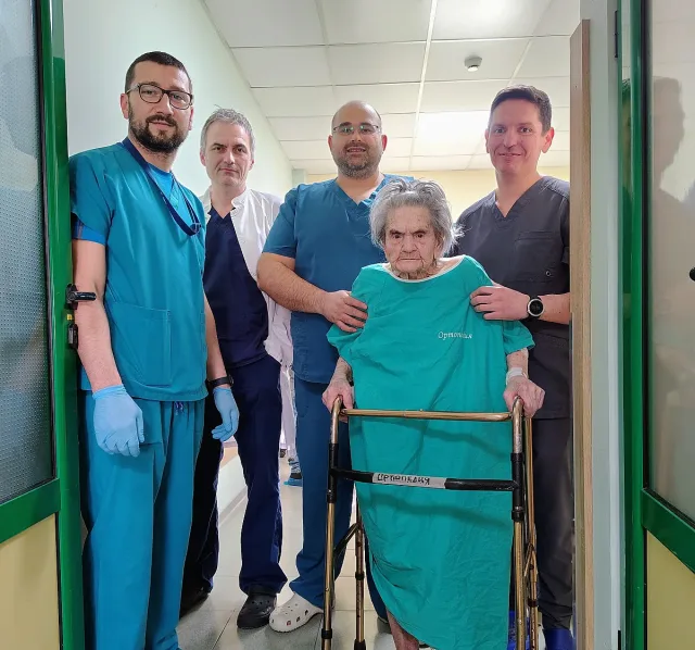 Мултидисциплинарен екип на УМБАЛ „Софиямед“ изписа 103-годишна пациентка