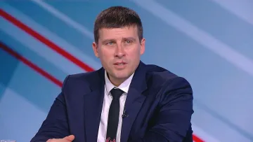 Ивелин Михайлов притеснен! Води наблюдатели на изборите