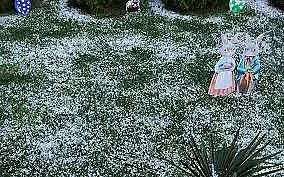 Бясна градушка разсипа любимо място в страната