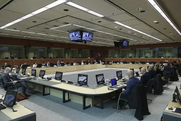 Кредиторът на еврозоната с прогноза! Кога падат цените на петрола