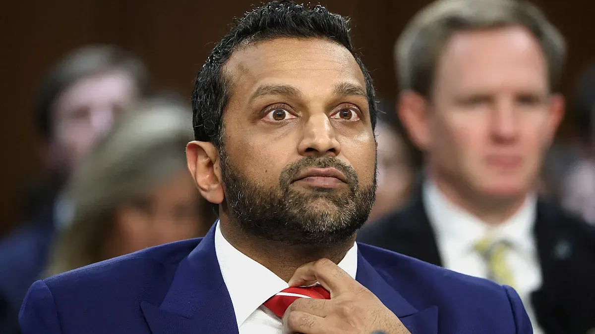 Иран хакна шефа на ФБР и публикува личните му снимки