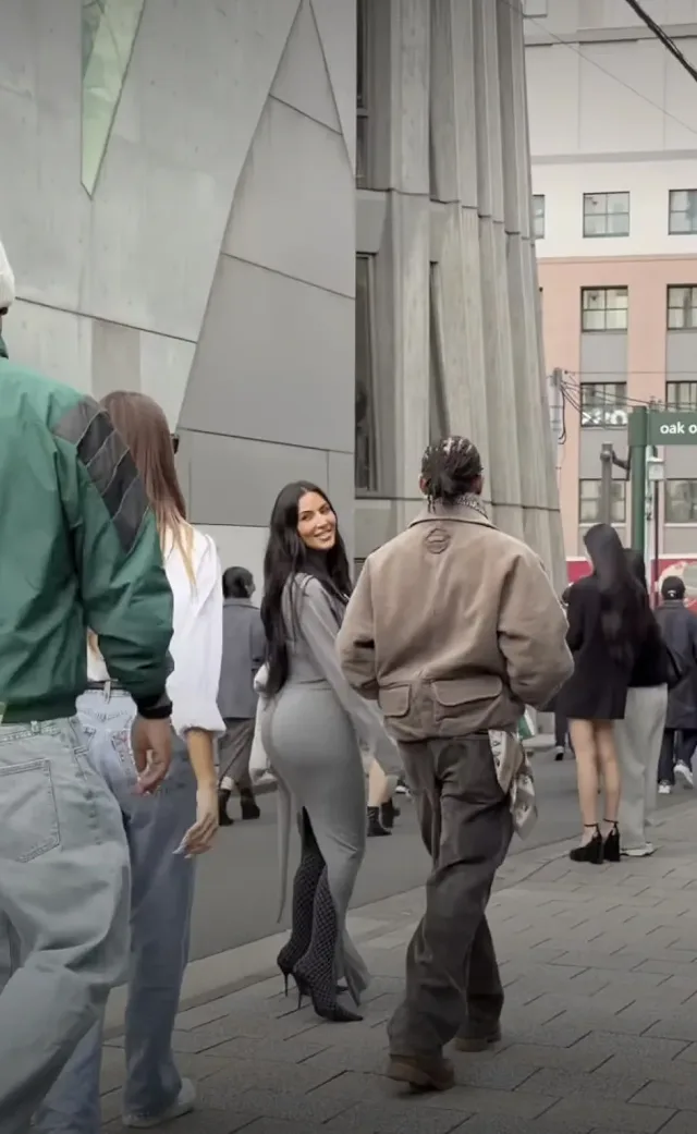 Двойка ли са? Папараците ги засякоха