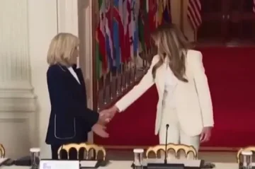 Какво показва езикът на тялото на срещата на Мелания и Бриджит