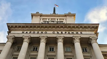 Анализатор: Нова власт изглежда далеч, политическата криза се задълбочава