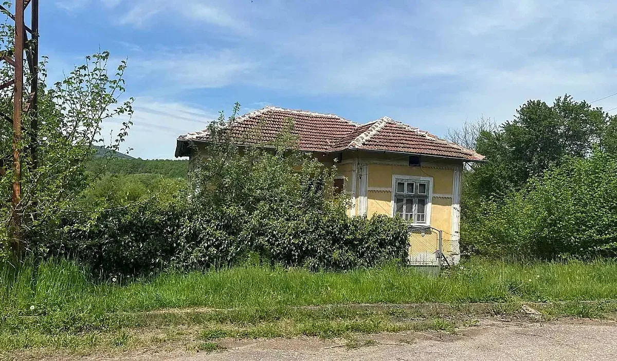 Страховити легенди разнасят славата на забравено българско село