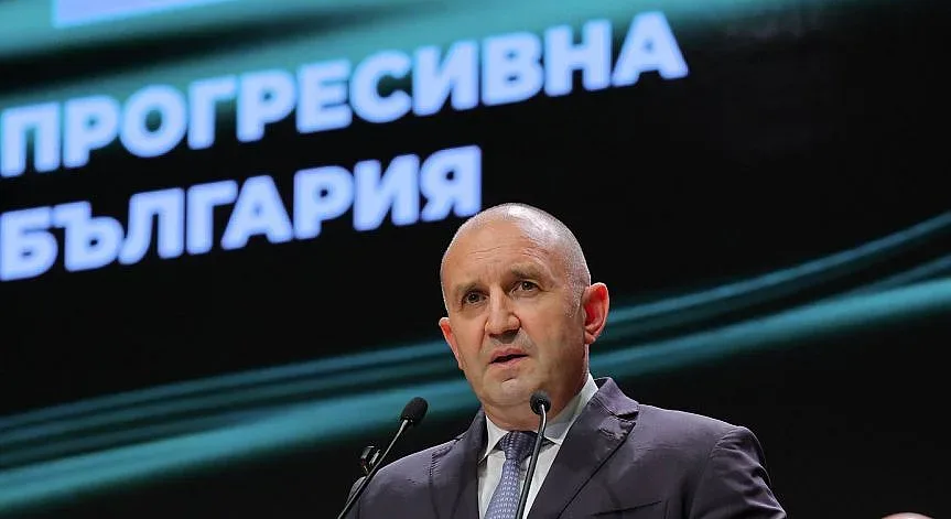 Радев повдигна завесата. От кого ще търси отговорност