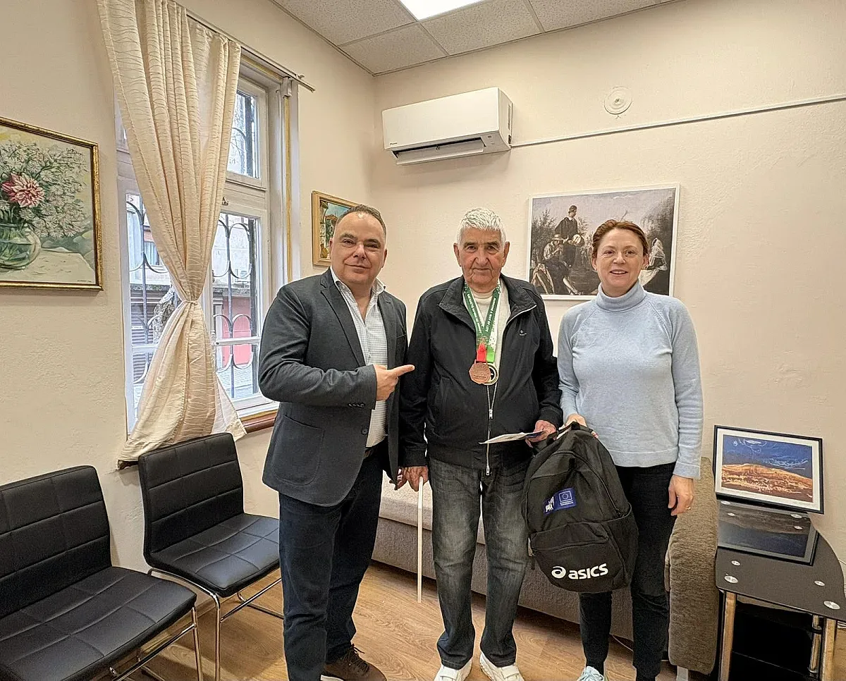 Специални отличия за най-възрастния участник в Маратон Стара Загора 2026