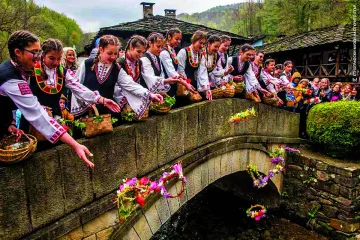 Лазаровден! Славославим събуждането на природата