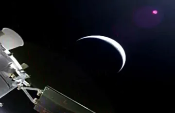 Artemis II отива към тъмната страна на Луната 