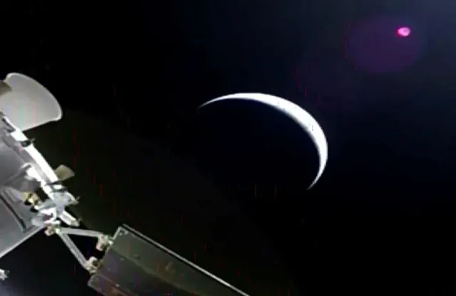 Artemis II отива към тъмната страна на Луната 