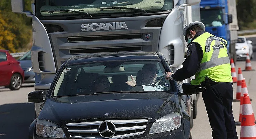 Гръция засилва контрола по пътищата този уикенд
