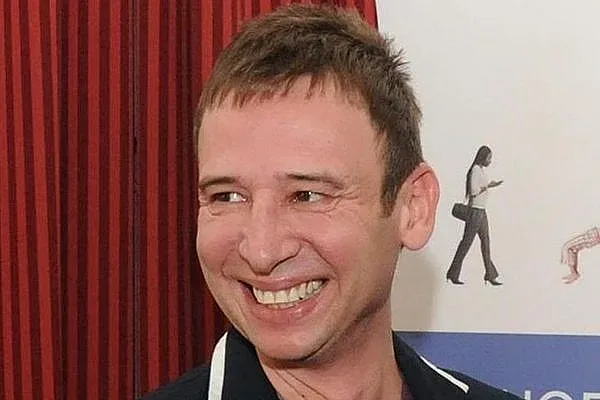 Виктор Калев с ново лице! Феновете в лют спор (СНИМКА)