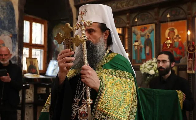 Патриарх Даниил оглавява тържествената литургия за Цветница