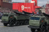 Русия на тръни! Отменят ли парада на 9 май в Москва?