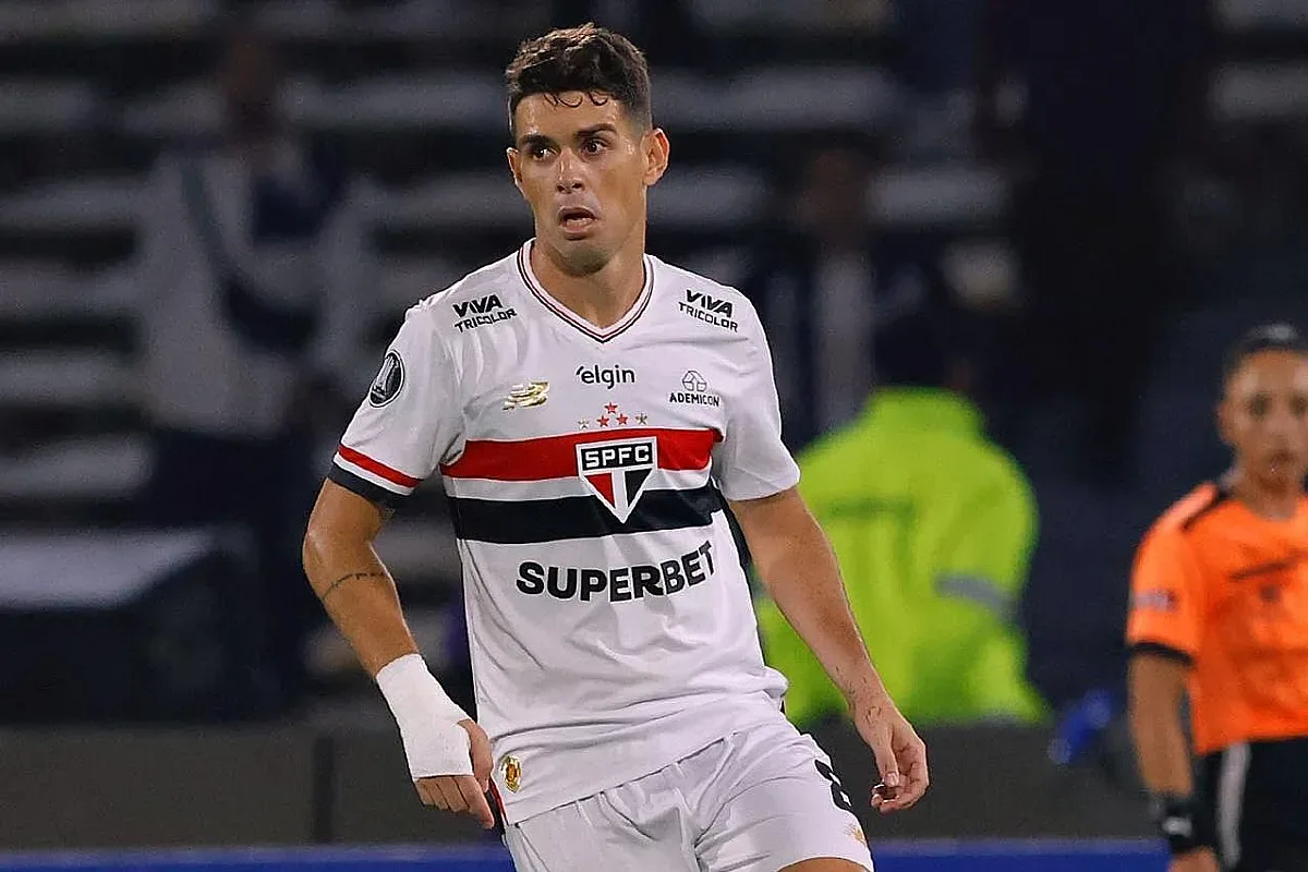 Припадък и операция сложиха край на кариерата на популярен футболист