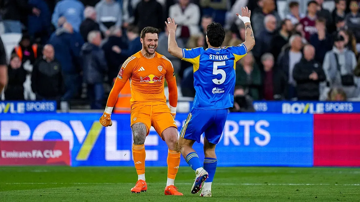 Лийдс и Илия Груев с драматичен пробив към полуфиналите за ФА къп