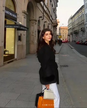 Дъщерята на кмета Терзиев харчи здраво в Милано