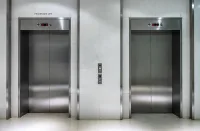 Имат ли право хората от първия и втория етаж да не плащат за асансьор