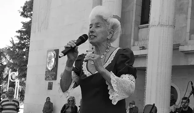 Янка Рупкина се омъжила тайно, ухажвал я Джордж Харисън