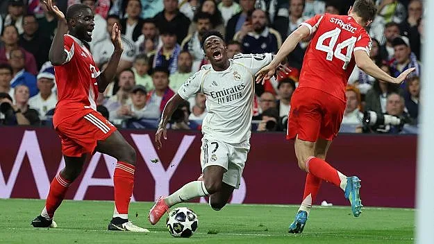 Байерн Мюнхен направи важна стъпка към полуфинала в ШЛ