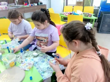 Над 60 деца се включиха във Великденска работилничка в Зоопарк Стара Загора   