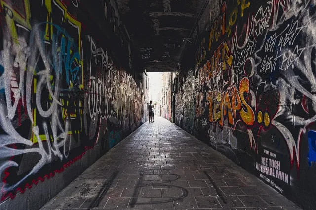 Твърд завой в Белгия! Разширяват гоненето на чужденци