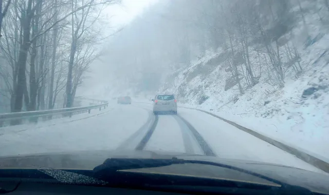 Обилен сняг изненада ключово място в България