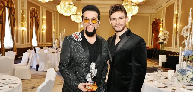 Евгени, Карло и 175 почетоха БГ легенди