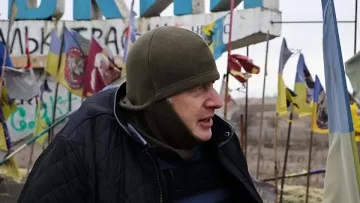 Важен политик отиде тайно на фронта