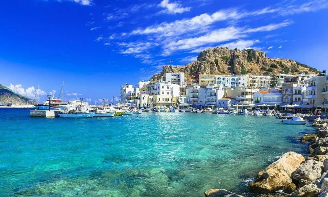 Новата звезда на Гърция! Един остров измества Санторини и Миконос