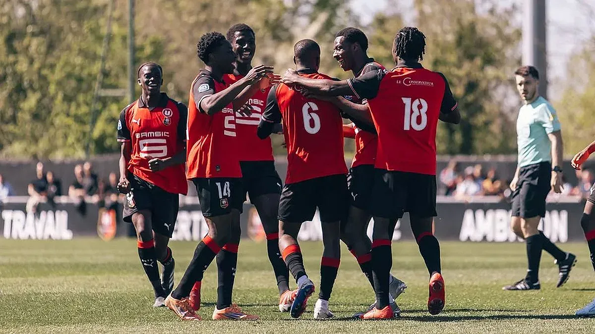 Драма във Франция - Рен оцеля и се изравни с Лил